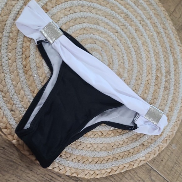 Black and white Women Brazilian Bikini Swimsuit - Picture 7 of 8